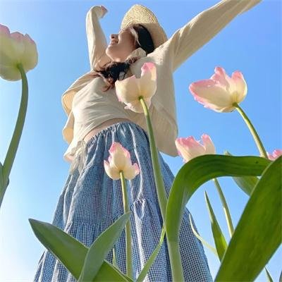 抬起头来